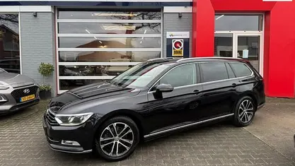 Occasion VW Passat Highline 150 PK (110 kW) 2017 Zwart (metallic) Stationwagen