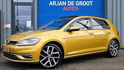 Occasion 2017 VW Golf VII Highline Hatchback | € 15.950 (Eerlijke prijs)