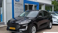 Zwart Gebruikt 2023 Ford Kuga Titanium SUV | € 25.895 (Goede deal)