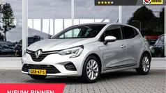 Grijs Gebruikt 2020 Renault Clio V Intens Hatchback | € 15.445 (Eerlijke prijs)