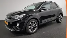 Gebruikt 2020 Kia Stonic SUV | € 14.740 (Eerlijke prijs)
