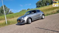 Grijs Gebruikt 2017 Suzuki Swift Hatchback | € 9.450