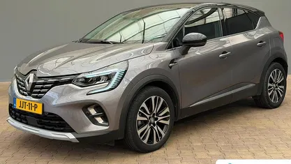Occasion Renault Captur Initiale Paris 2022 Grijs SUV