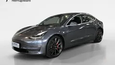Grijs Gebruikt 2019 Tesla Model 3 Performance Sedan | € 26.445 (Eerlijke prijs)