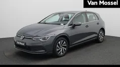 Gebruikt 2022 VW Golf VIII Style Hatchback | € 25.900 (Goede deal)