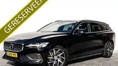 Zwart Gebruikt 2020 Volvo V60 Momentum Stationwagen | € 30.740 (Goede deal)