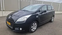 Zwart Occasion 2011 Peugeot 5008 MPV | € 2.950 (Eerlijke prijs)