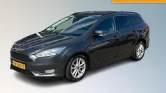 Grijs Gebruikt 2017 Ford Focus Titanium Sedan | € 7.350 (Eerlijke prijs)