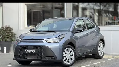 Occasion 2025 Toyota Aygo X Play SUV | € 24.444 (Eerlijke prijs)