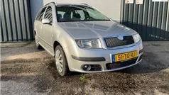 Grijs Gebruikt 2006 Skoda Fabia Stationwagen | € 1.350 (Eerlijke prijs)