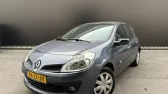 Gebruikt 2008 Renault Clio II Dynamique Hatchback | € 2.950 (Eerlijke prijs)