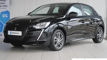 Zwart Gebruikt 2023 Peugeot 208 Active Hatchback | € 14.895 (Goede deal)