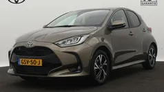 Groen Gebruikt 2024 Toyota Yaris Hybrid Edition Hatchback | € 26.445 (Eerlijke prijs)