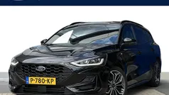 Zwart Gebruikt 2022 Ford Focus ST-Line X Stationwagen | € 24.900 (Eerlijke prijs)