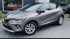 Twotone gris cassiopée / noir Gebruikt 2022 Renault Captur Intens SUV | € 21.945 (Eerlijke prijs)