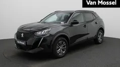 Zwart Gebruikt 2023 Peugeot 2008 Active SUV | € 19.900 (Eerlijke prijs)
