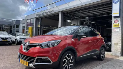 Gebruikt 2015 Renault Captur SUV | € 10.490 (Eerlijke prijs)