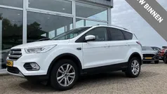 Wit Gebruikt 2017 Ford Kuga Trend SUV | € 14.990 (Goede deal)