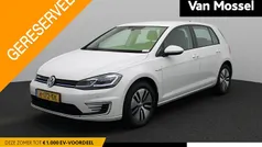 Wit Gebruikt 2020 VW e-Golf Hatchback | € 12.400 (Eerlijke prijs)