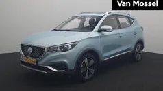 Blauw Gebruikt 2021 MG ZS Luxury Sedan | € 16.995 (Eerlijke prijs)