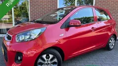 Rood Gebruikt 2017 Kia Picanto Hatchback | € 7.444 (Eerlijke prijs)