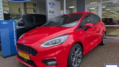 Rood Gebruikt 2021 Ford Fiesta ST-Line Hatchback | € 15.900 (Eerlijke prijs)