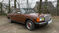 Gebruikt 1982 Mercedes E230 Sedan | € 15.950