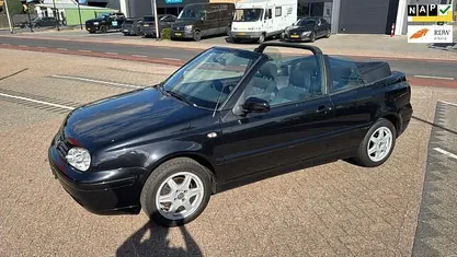 Zwart Occasion 1999 VW Golf III Trendline Cabriolet | € 3.250 (Eerlijke prijs)