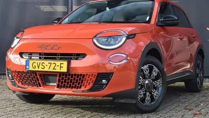 Gebruikt 2024 Fiat 600E Urban SUV | € 25.895 (Eerlijke prijs)