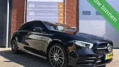 Zwart Gebruikt 2020 Mercedes A250 AMG Hatchback | € 28.950 (Eerlijke prijs)