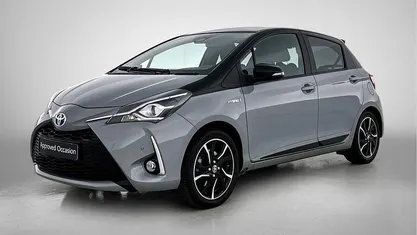 Occasion Toyota Yaris Hybrid Limited 2026 Grijs Hatchback