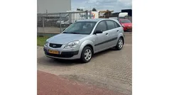 Gebruikt 2007 Kia Rio Hatchback | € 2.650 (Eerlijke prijs)