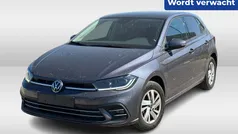 Grijs Gebruikt 2022 VW Polo Style Hatchback | € 22.450 (Eerlijke prijs)