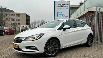 Occasion 2016 Opel Astra Innovation Hatchback | € 13.990 (Eerlijke prijs)