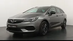 Grijs Gebruikt 2022 Opel Astra Elegance Stationwagen | € 17.445 (Goede deal)