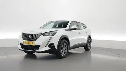 Wit (parellak) Occasion 2020 Peugeot e-2008 Active SUV | € 13.900 (Eerlijke prijs)