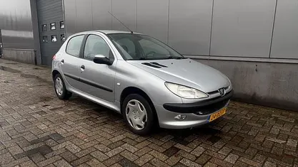 Gebruikt 2000 Peugeot 206 Hatchback | € 999 (Eerlijke prijs)