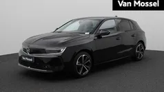 Gebruikt 2022 Opel Astra Business Edition Hatchback | € 26.900 (Eerlijke prijs)