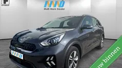 Grijs Gebruikt 2020 Kia Niro SUV | € 18.295 (Eerlijke prijs)