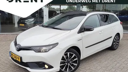Wit Gebruikt 2018 Toyota Auris Hybrid Edition Stationwagen | € 16.995 (Eerlijke prijs)