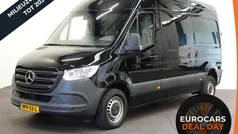 Zwart Gebruikt 2022 Mercedes Sprinter Van | € 32.490 (Goede deal)
