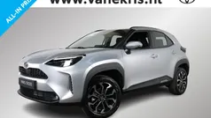 Zilver, metallic lak Nieuw 2025 Toyota Yaris Cross Limited SUV | € 32.940 (Eerlijke prijs)