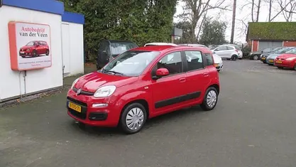 Rood Gebruikt 2014 Fiat Panda Hatchback | € 3.999 (Eerlijke prijs)