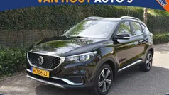 Zwart Gebruikt 2020 MG ZS Luxury Sedan | € 13.950 (Goede deal)