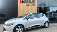 Gebruikt 2014 Renault Clio IV Expression Hatchback | € 5.950 (Eerlijke prijs)