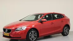 Rood Occasion 2019 Volvo V40 Stationwagen | € 17.450 (Goede deal)
