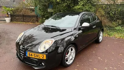 Zwart Gebruikt 2011 Alfa Romeo MiTo Progression Hatchback | € 5.995 (Goede deal)