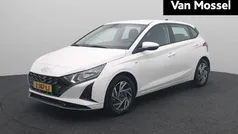 Wit Gebruikt 2024 Hyundai i20 Comfort Hatchback | € 19.940 (Eerlijke prijs)