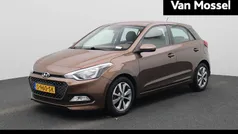 Bruin Gebruikt 2016 Hyundai i20 Comfort Hatchback | € 9.900 (Eerlijke prijs)