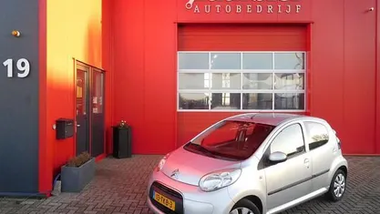 Occasion Citroën C1 SELECTION 68 PK (50 kW) 2012 Grijs, metallic lak Hatchback